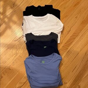 A lot of Figs and Healing Hands tops. GUC